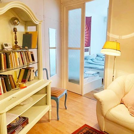 Cargo Rooms And Apartment Budapest Bagian luar foto